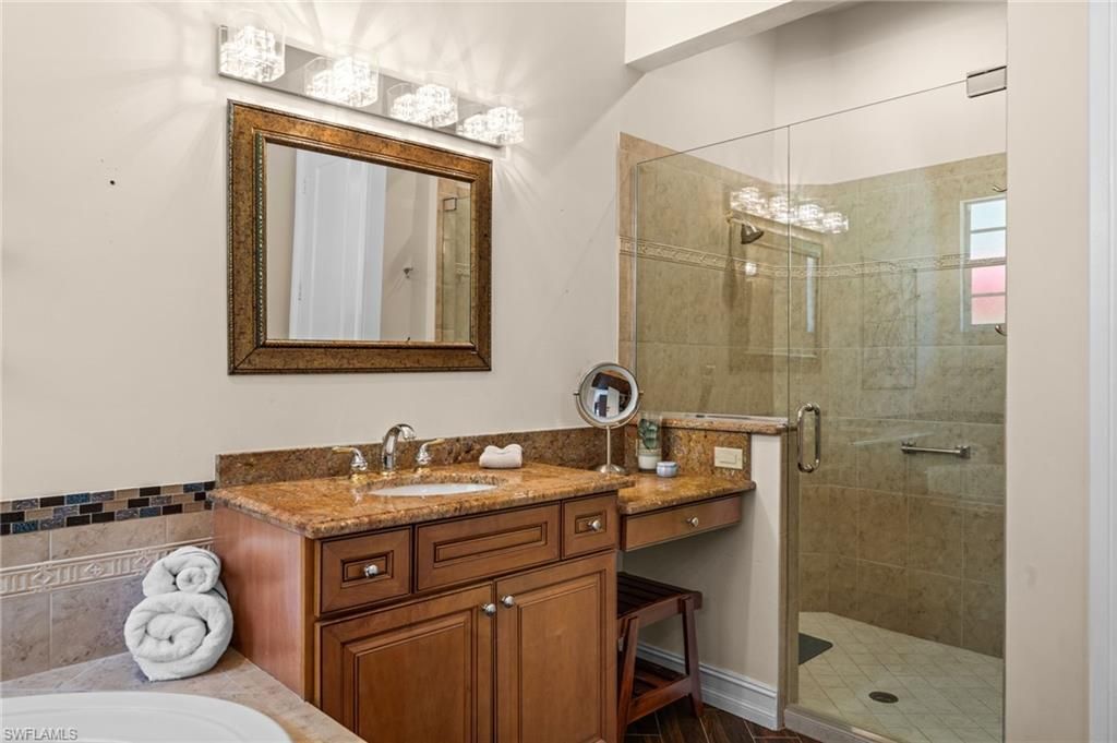4830 Europa Dr, Naples, FL 34105 Photo