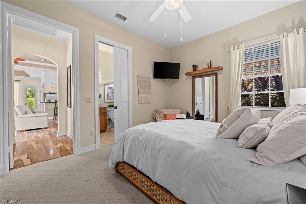 4830 Europa Dr, Naples, FL 34105 Photo