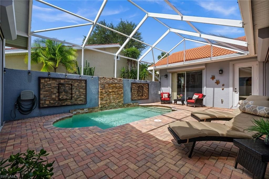 4830 Europa Dr, Naples, FL 34105 Photo