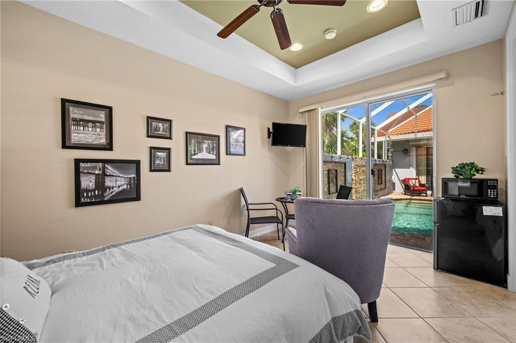 4830 Europa Dr, Naples, FL 34105 Photo