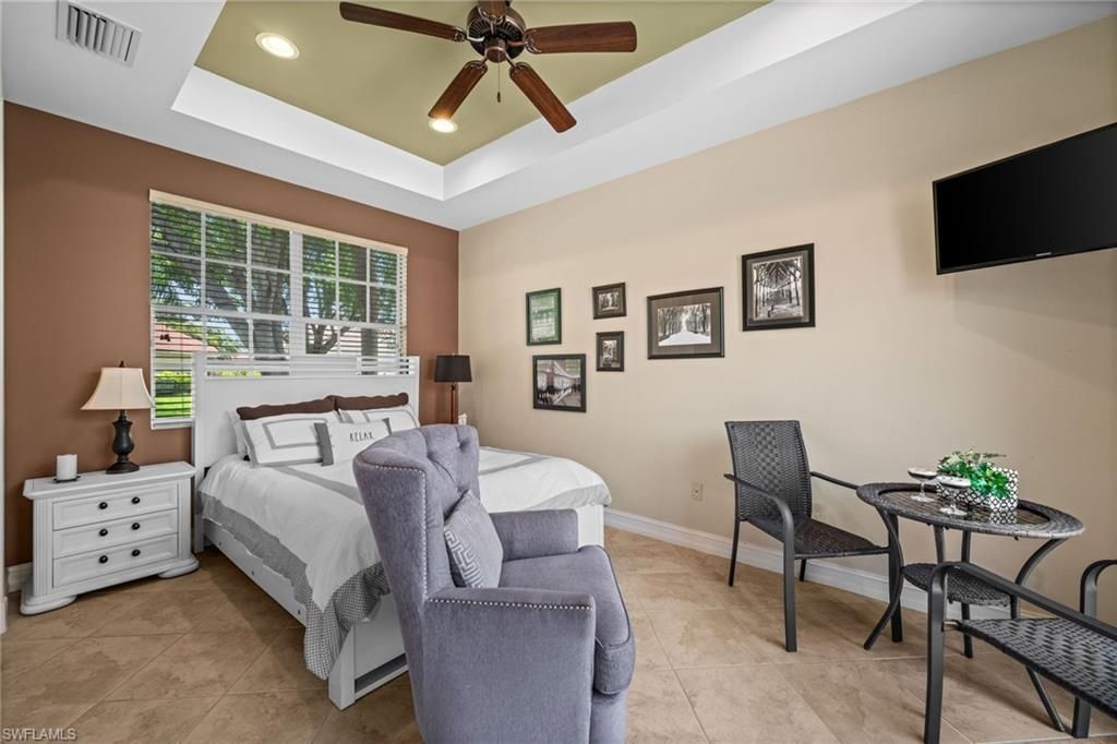 4830 Europa Dr, Naples, FL 34105 Photo