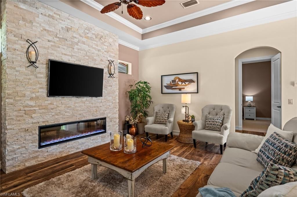 4830 Europa Dr, Naples, FL 34105 Photo