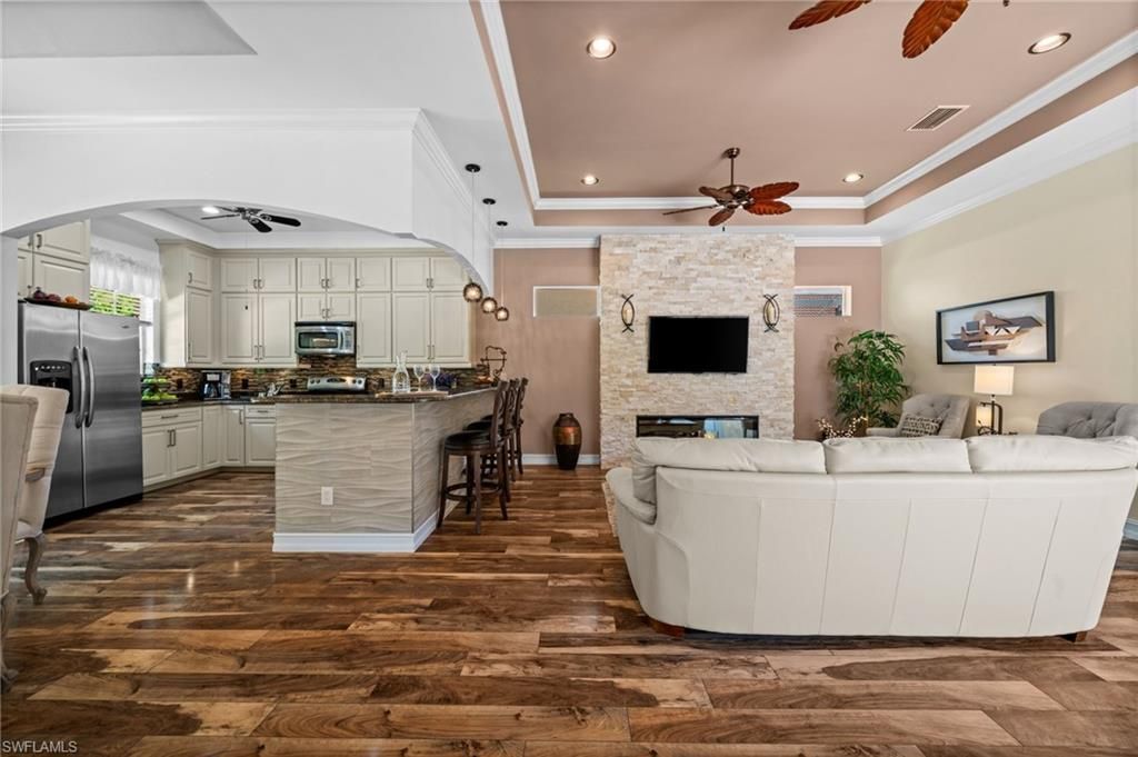 4830 Europa Dr, Naples, FL 34105 Photo