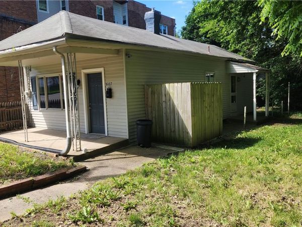 607 Olive Ln , Ambridge, PA 15003