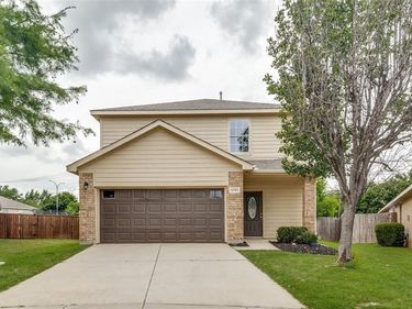 12161 Thicket Bend Drive, Fort Worth, TX 76244