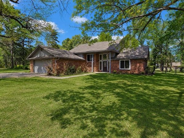 366 County Road 1740 , Mount Pleasant, TX 75455