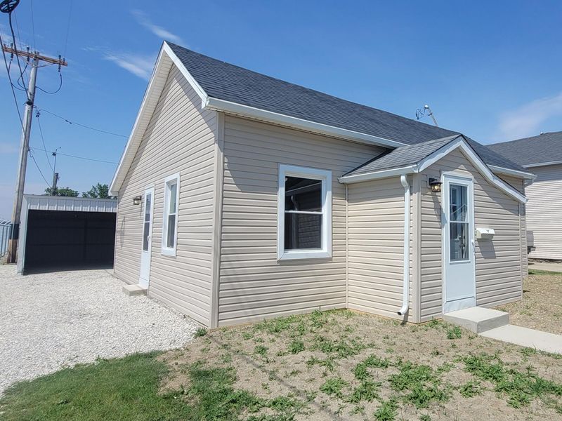 637 Hierholzer Street, Celina, OH 45822 Photo 2