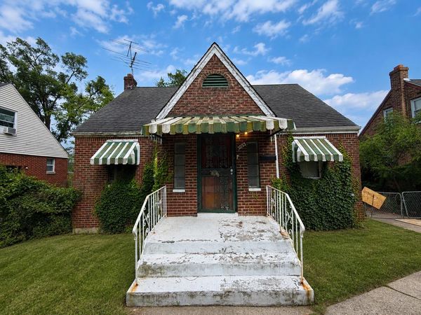 1033 E 45th Avenue , Gary, IN 46409