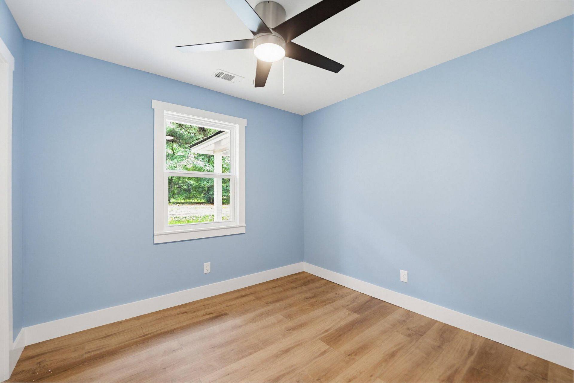 95 Fox Lane Photo 15