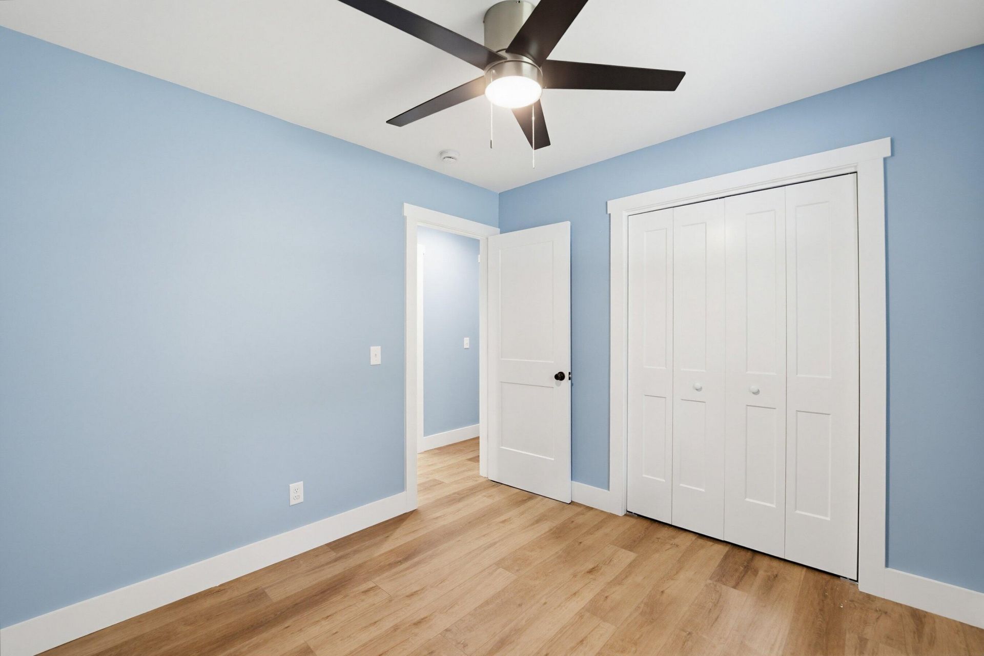 95 Fox Lane Photo 16