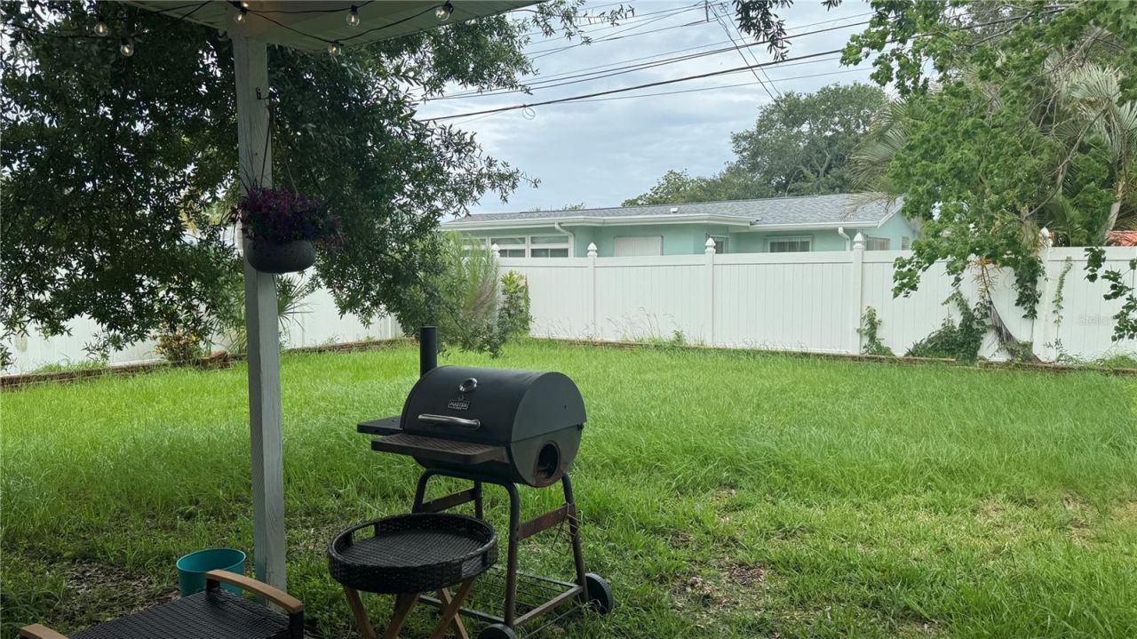 9652 Commodore Drive , Seminole, FL 33776 Photo