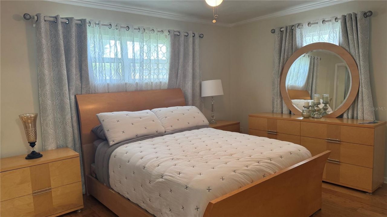 9652 Commodore Drive , Seminole, FL 33776 Photo