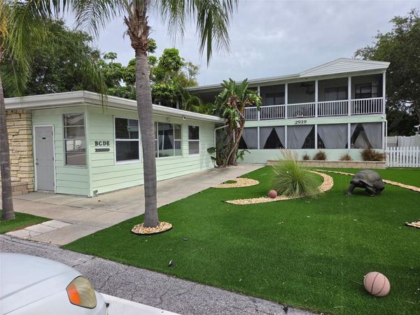 2939 LOS ALTOS DRIVE , Unit B, BELLEAIR BLUFFS, FL 33770