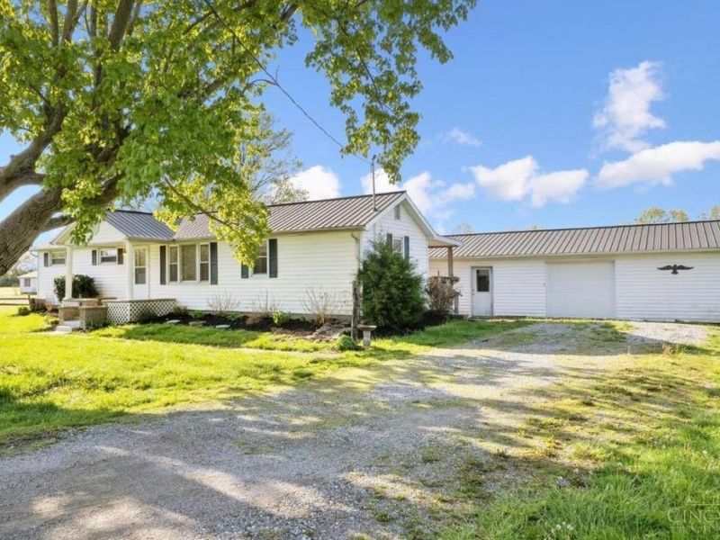 220 Greenbush Road, Highland, OH 45154 Photo 3
