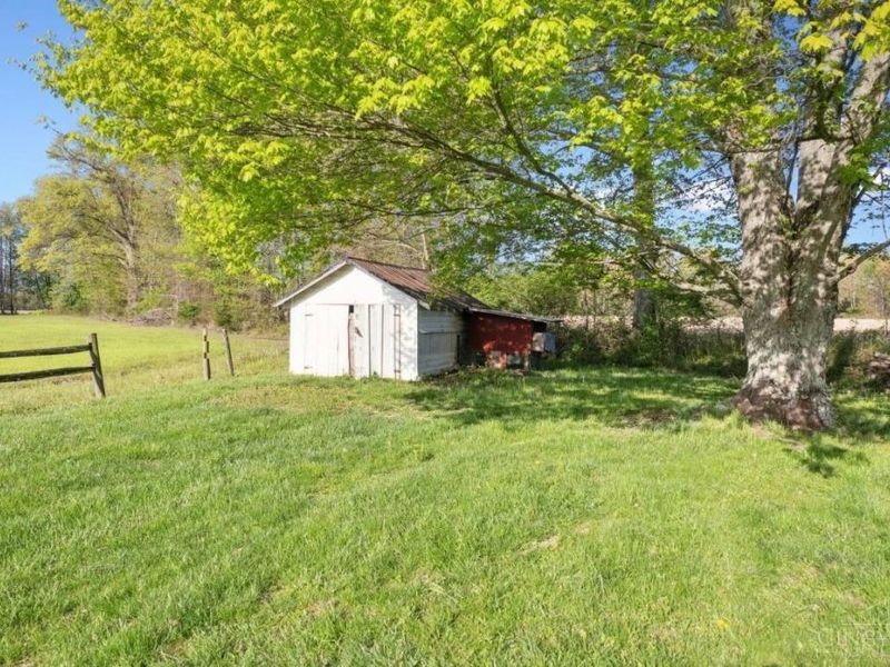220 Greenbush Road, Highland, OH 45154 Photo 7