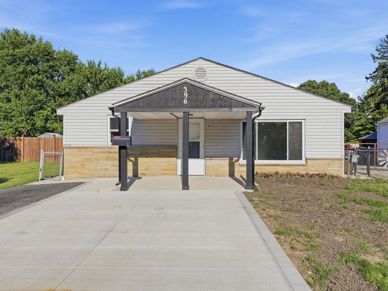 396 Pasadena Avenue, Columbus, OH 43228 Photo 1
