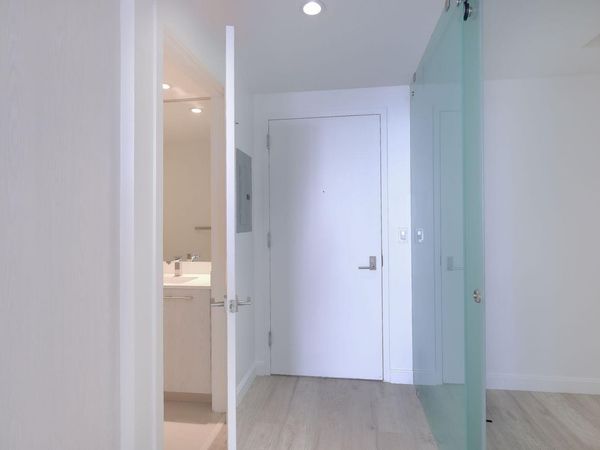 45 SW 9th Street, Unit 2502, Miami, FL 33130