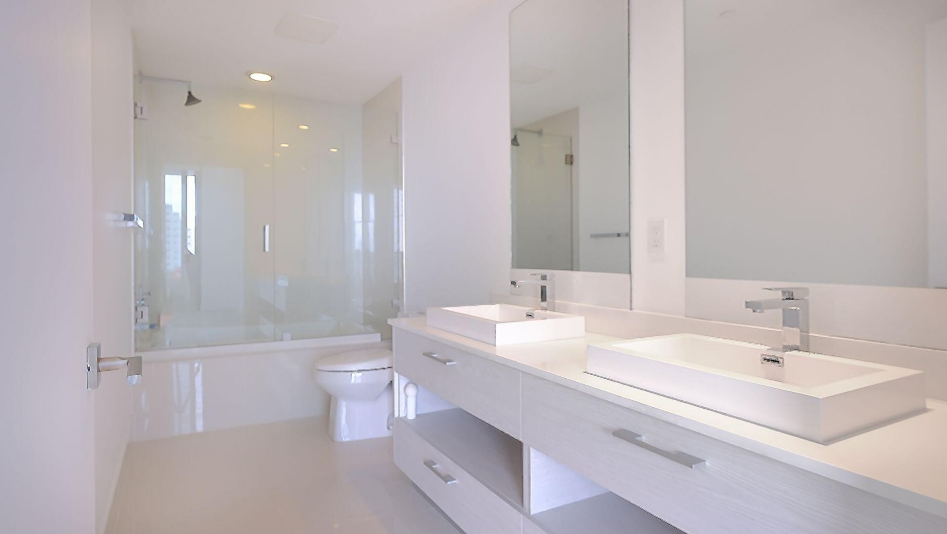 45 SW 9th Street, Unit 2502, Miami, FL 33130 Photo