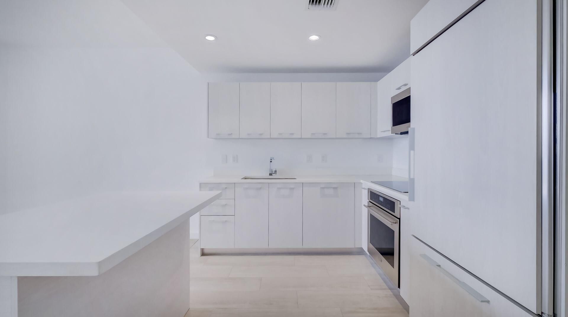 45 SW 9th Street, Unit 2502, Miami, FL 33130 Photo