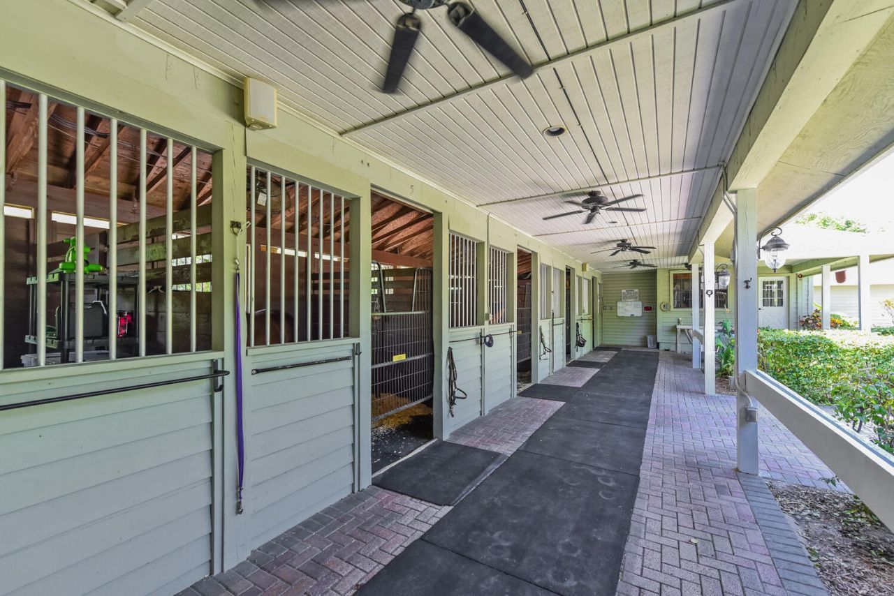 2040 Appaloosa Trail, Wellington, FL 33414 Photo