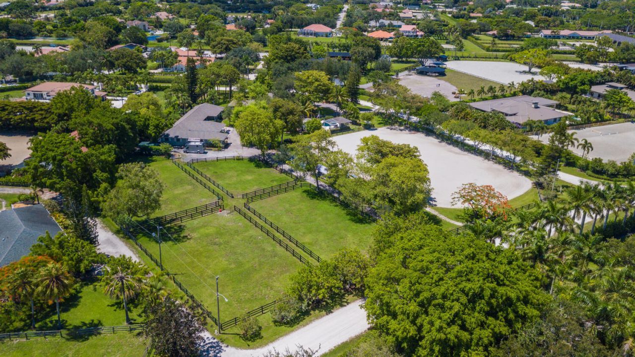 2040 Appaloosa Trail, Wellington, FL 33414 Photo