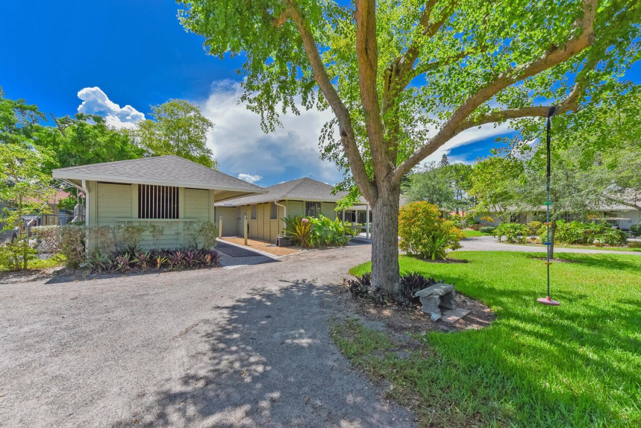 2040 Appaloosa Trail, Wellington, FL 33414 Photo
