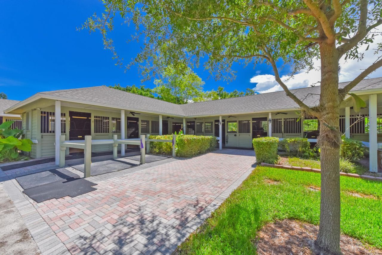 2040 Appaloosa Trail, Wellington, FL 33414 Photo