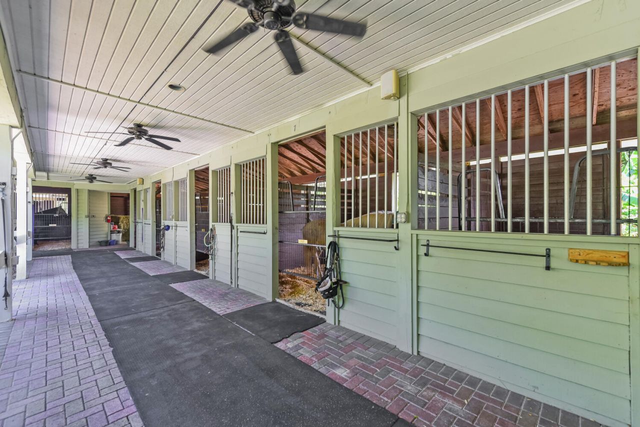 2040 Appaloosa Trail, Wellington, FL 33414 Photo