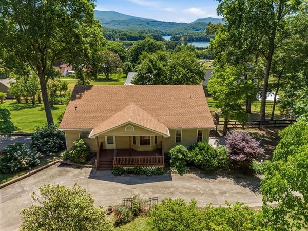 651 McRidge Road, Hiawassee, GA 30564