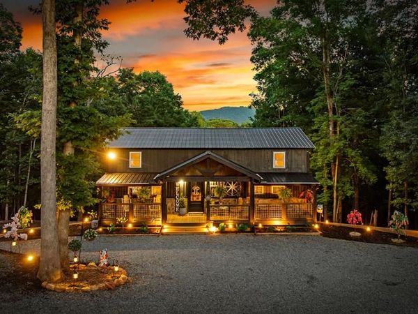 309 Elmwood Circle, Ellijay, GA 30540