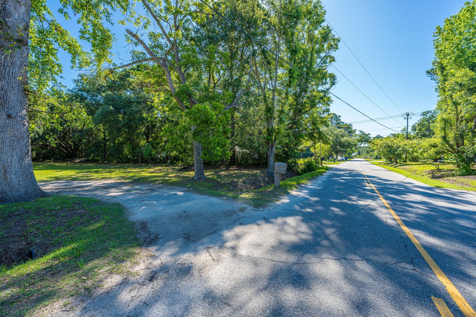 1536 A Boston Grill Road Photo 10