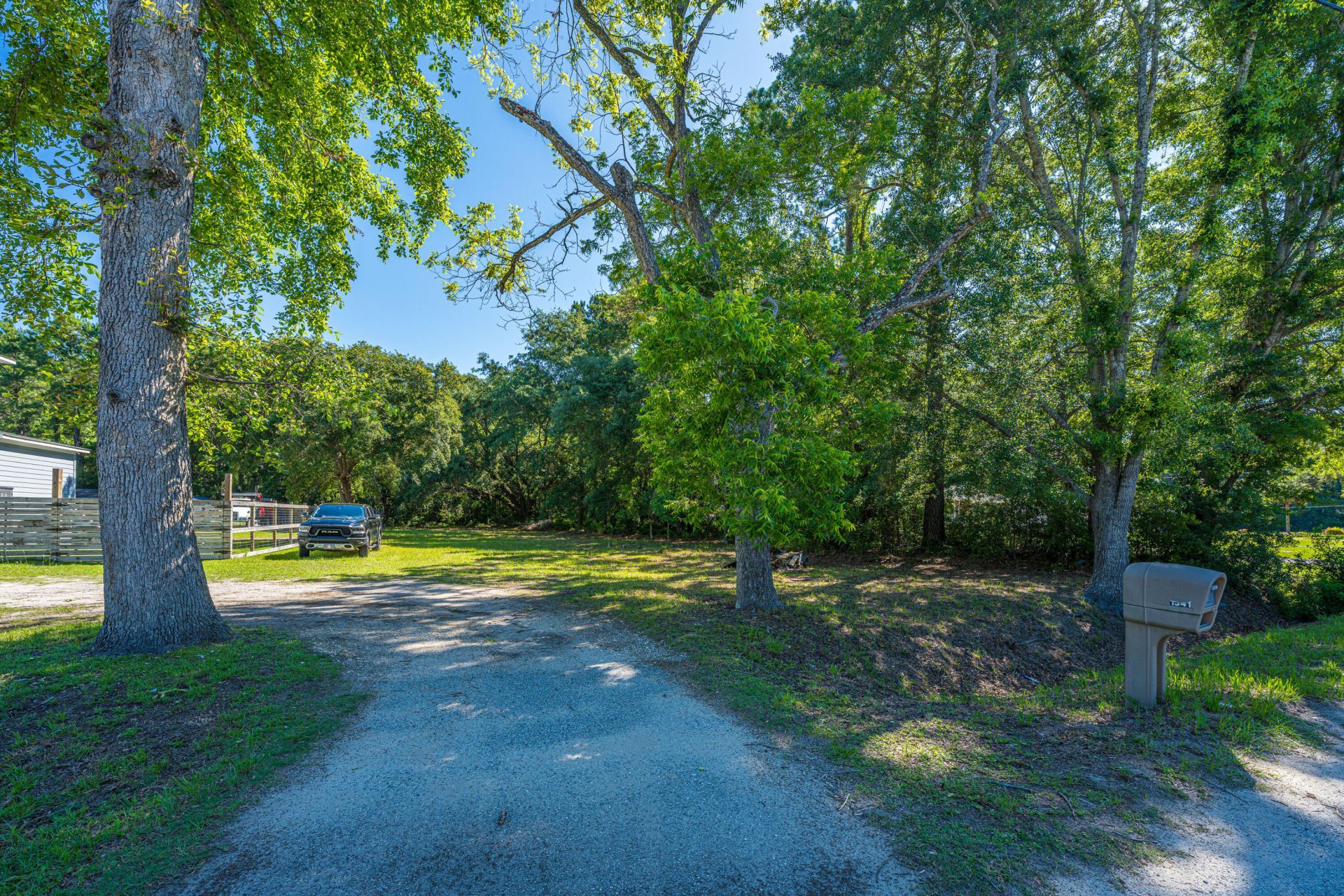 1536 A Boston Grill Road Photo 11