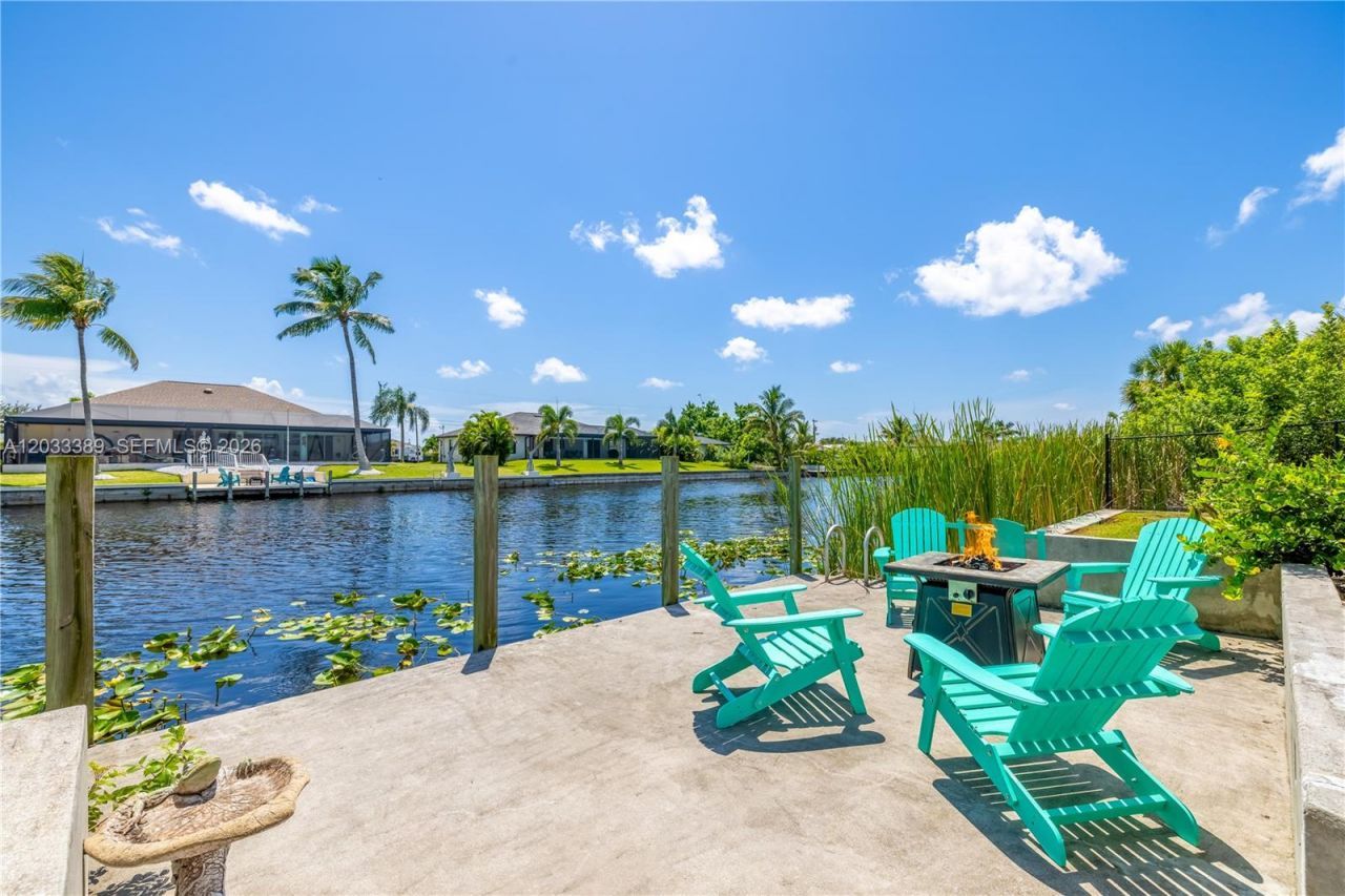 2724 SW 1st Ter, Cape Cor Na, Cape Coral, FL 33991 Photo