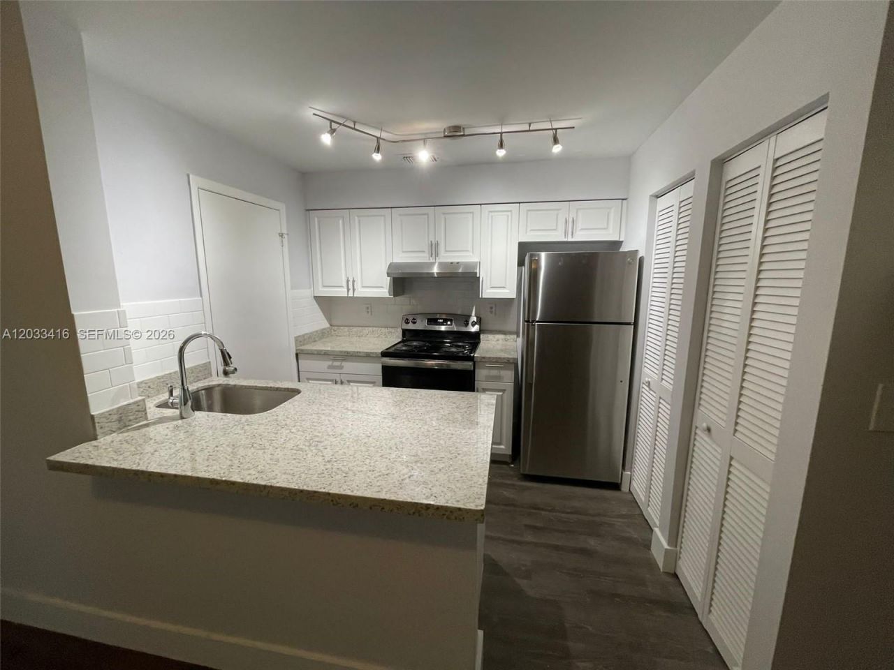17485 NW 67th Ct , Unit D-21, Hialeah, FL 33015 Photo