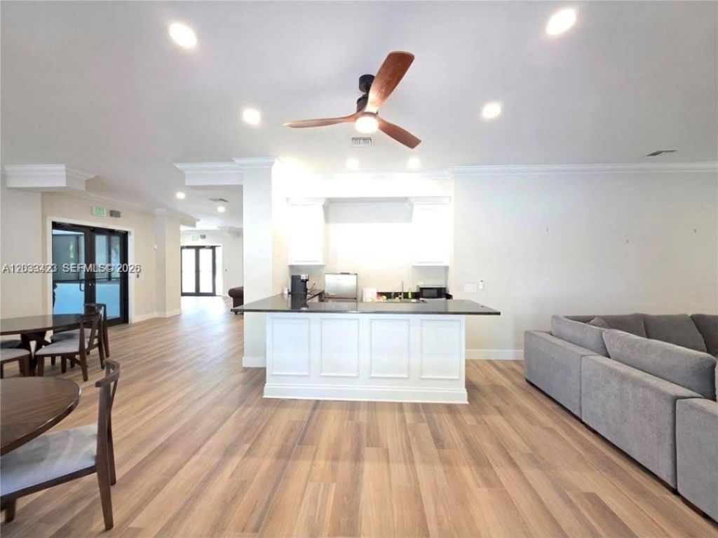 2600 S University Dr , Unit 229, Davie, FL 33328 Photo