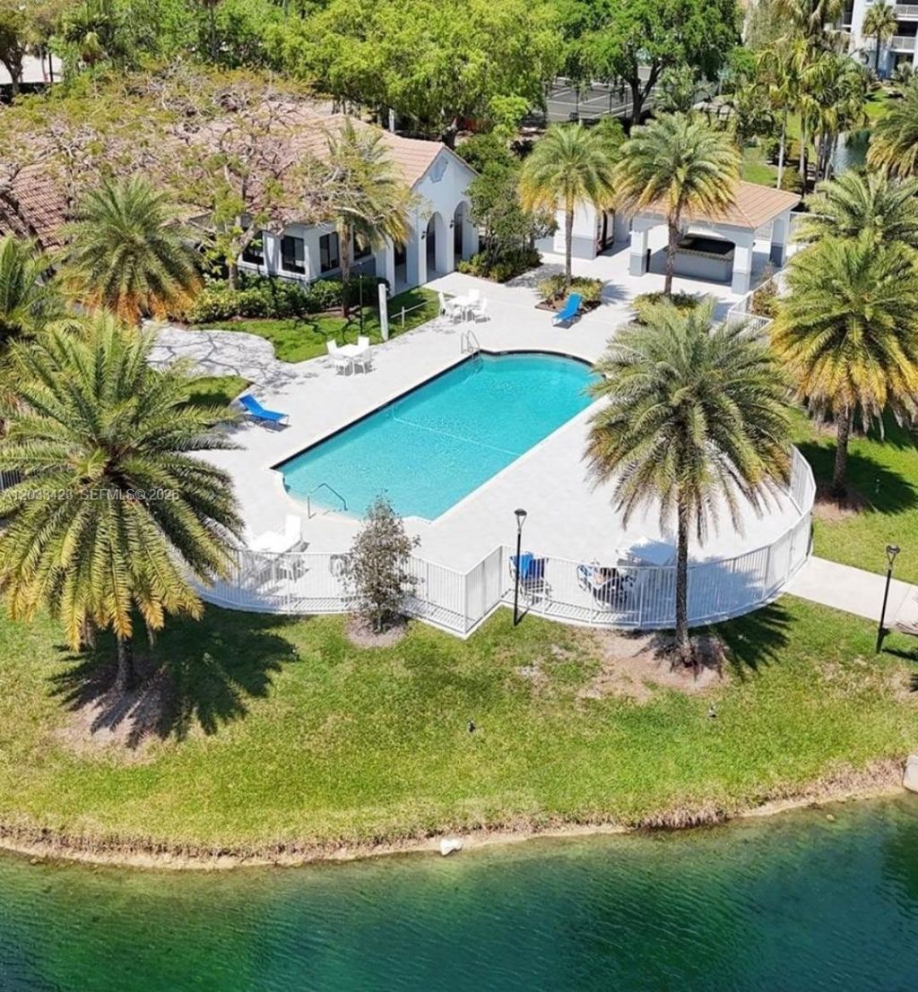 2600 S University Dr, Unit 229, Davie, FL 33328 Photo