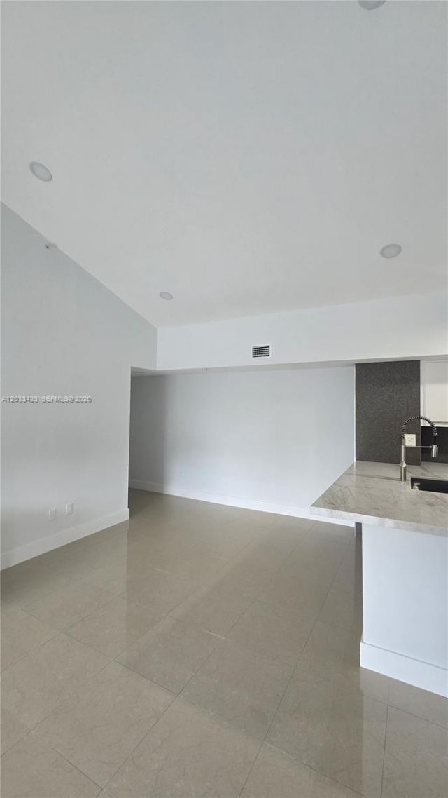 2600 S University Dr, Unit 229, Davie, FL 33328 Photo