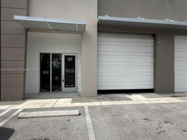 1690 NW 108th Ave, Unit 162, Sweetwater, FL 33172