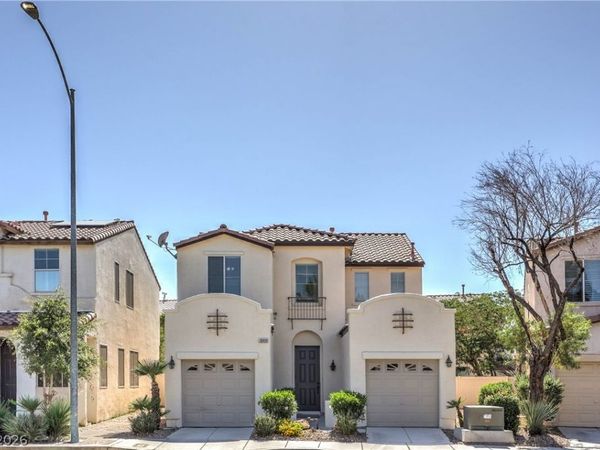 10939 Paradise Road , Henderson, NV 89052