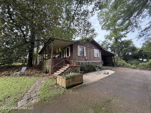 818 S Cleveland Avenue, Brookhaven, MS 39601