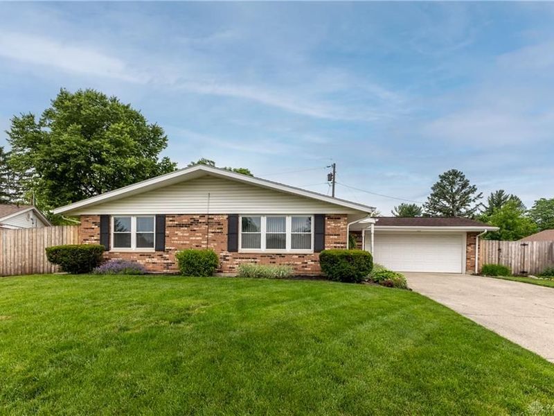 1906 Delta Avenue, Xenia, OH 45385 Photo 2