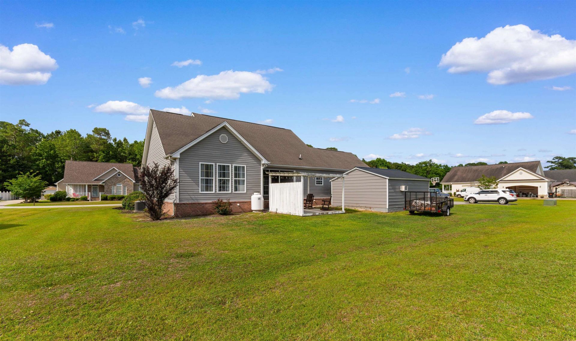 493 Garden Ave.  Photo 32