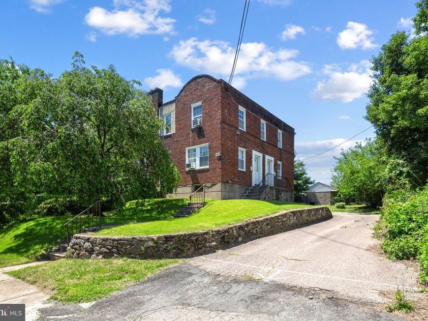 620 W Park Lane, Philadelphia, PA 19144 Main Photo