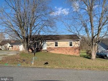 236 SOMERSET DRIVE , STEPHENS CITY, VA 22655