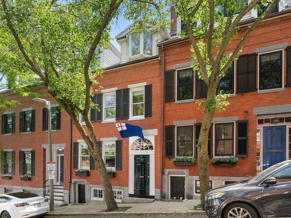 115 Baldwin St, Boston, MA 02129
