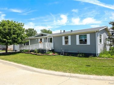 285 Madison Court, White Lake Twp, MI 48386