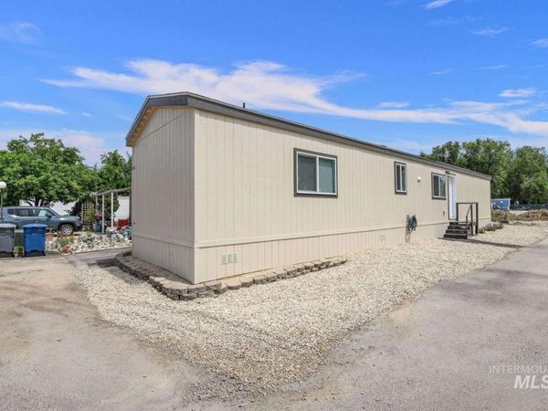8140 N Andy Ln, Garden City, ID 83714