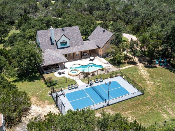 220 Sundance TRL, Dripping Springs, TX 78620