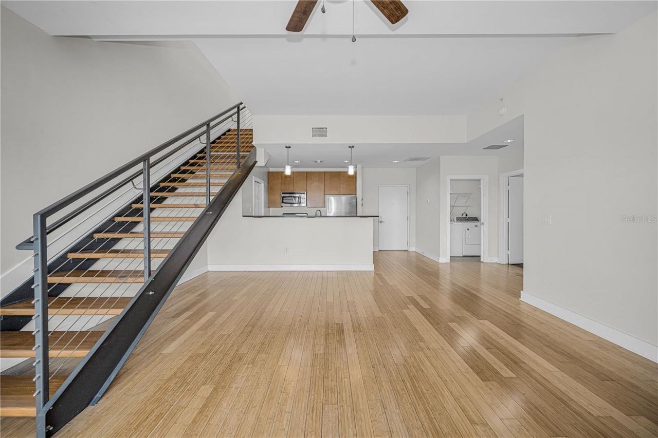 1010 Central Avenue , Unit 433, Saint Petersburg, FL 33705 Photo