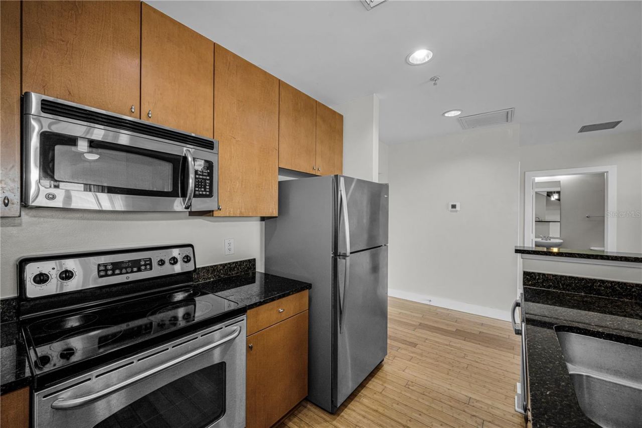 1010 Central Avenue , Unit 433, Saint Petersburg, FL 33705 Photo